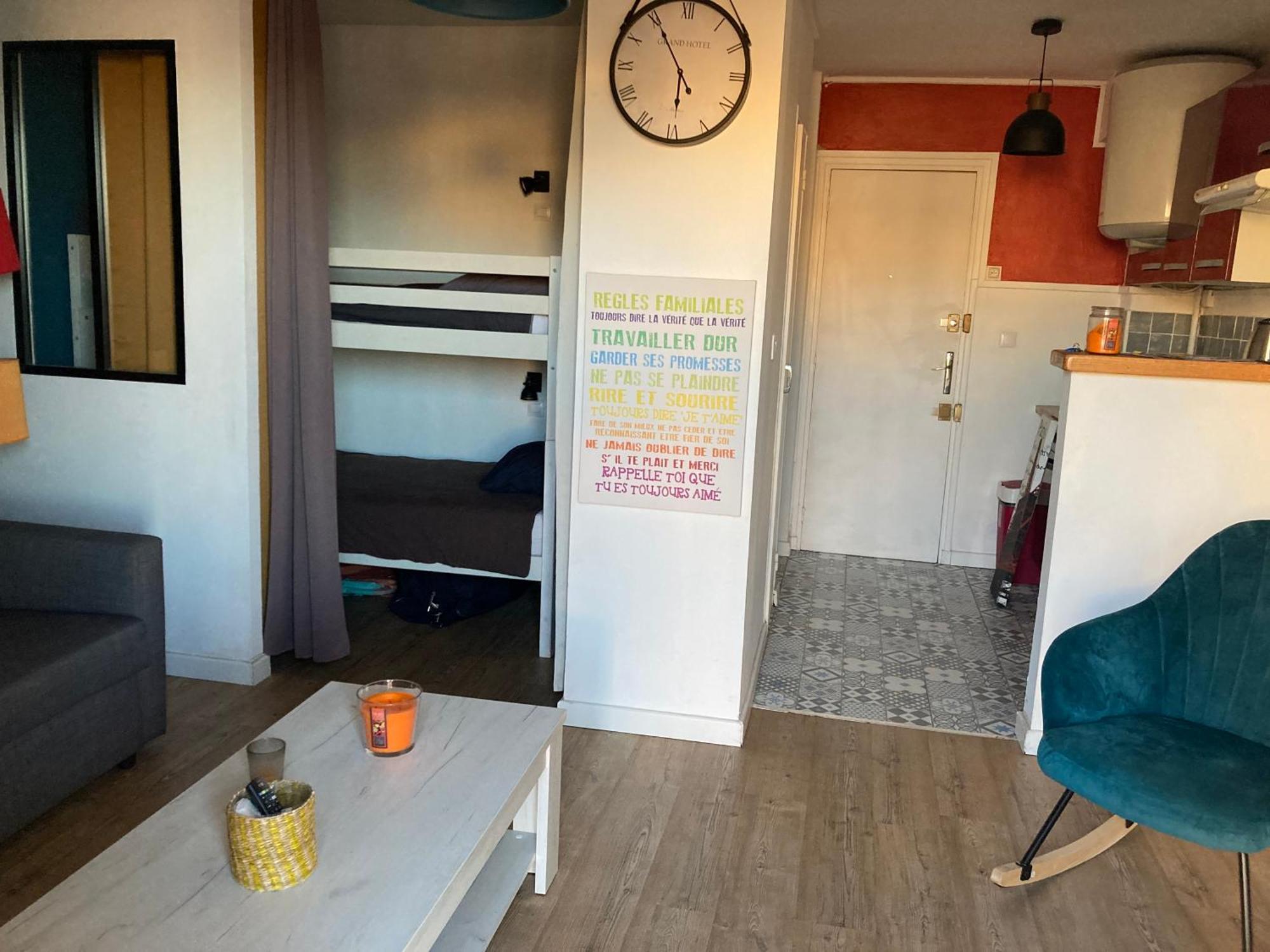 Superbe Studio A Canet En Roussillon Proche De La Plage Екстериор снимка